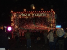 2006-12-14-Trail-Of-Lights-13 25.jpg